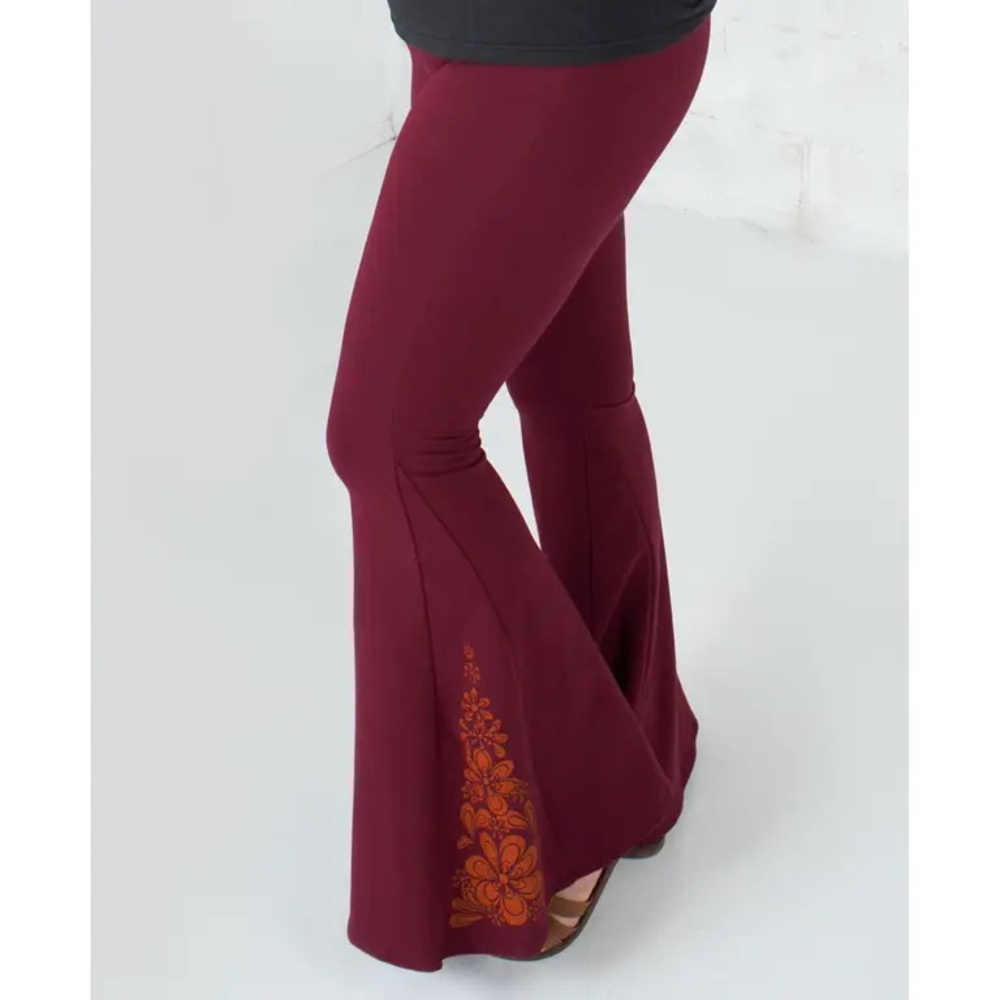 FLOWER POWER BELL BOTTOM LEGGINGS